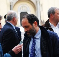 Il procuratore Antonio Ingroia nel mirino della mafia.