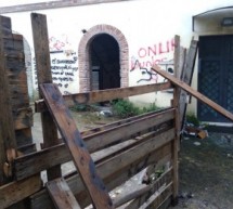 Mercato dei commestibili ancora devastato, nonostante le promesse di Mastella. Che dicono l’assessore Pasquariello e la stampa amica?
