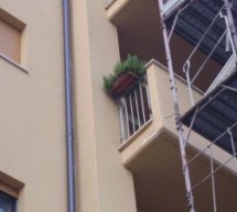 Via Galanti: spuntano i fiori in un alloggio sequestrato.