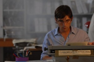 libero-de-rienzo-e-il-giornalista-giancarlo-siani-nel-film-fortapasc-106765