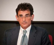 La candidatura di Perifano, capo del centro sinistra, è frutto di vecchia politica.